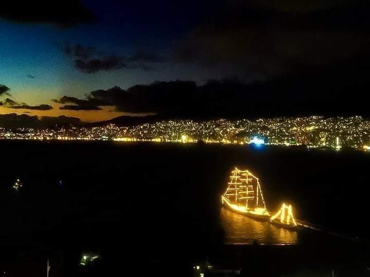 Acapulquito de noche