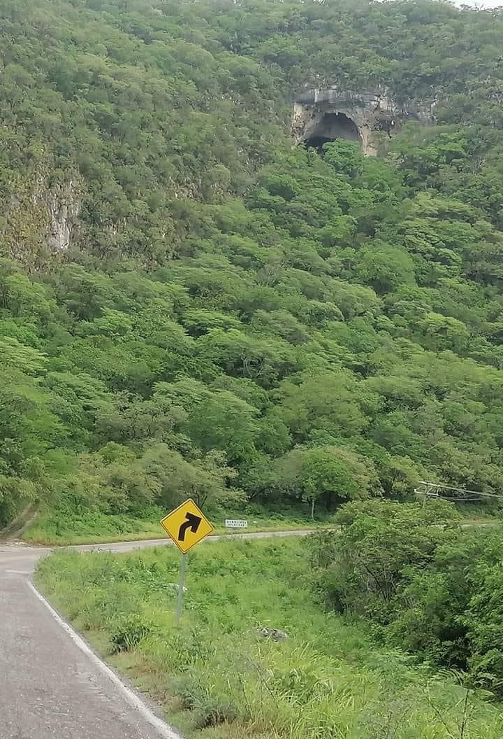 CAMINO A LA CUEVA!!