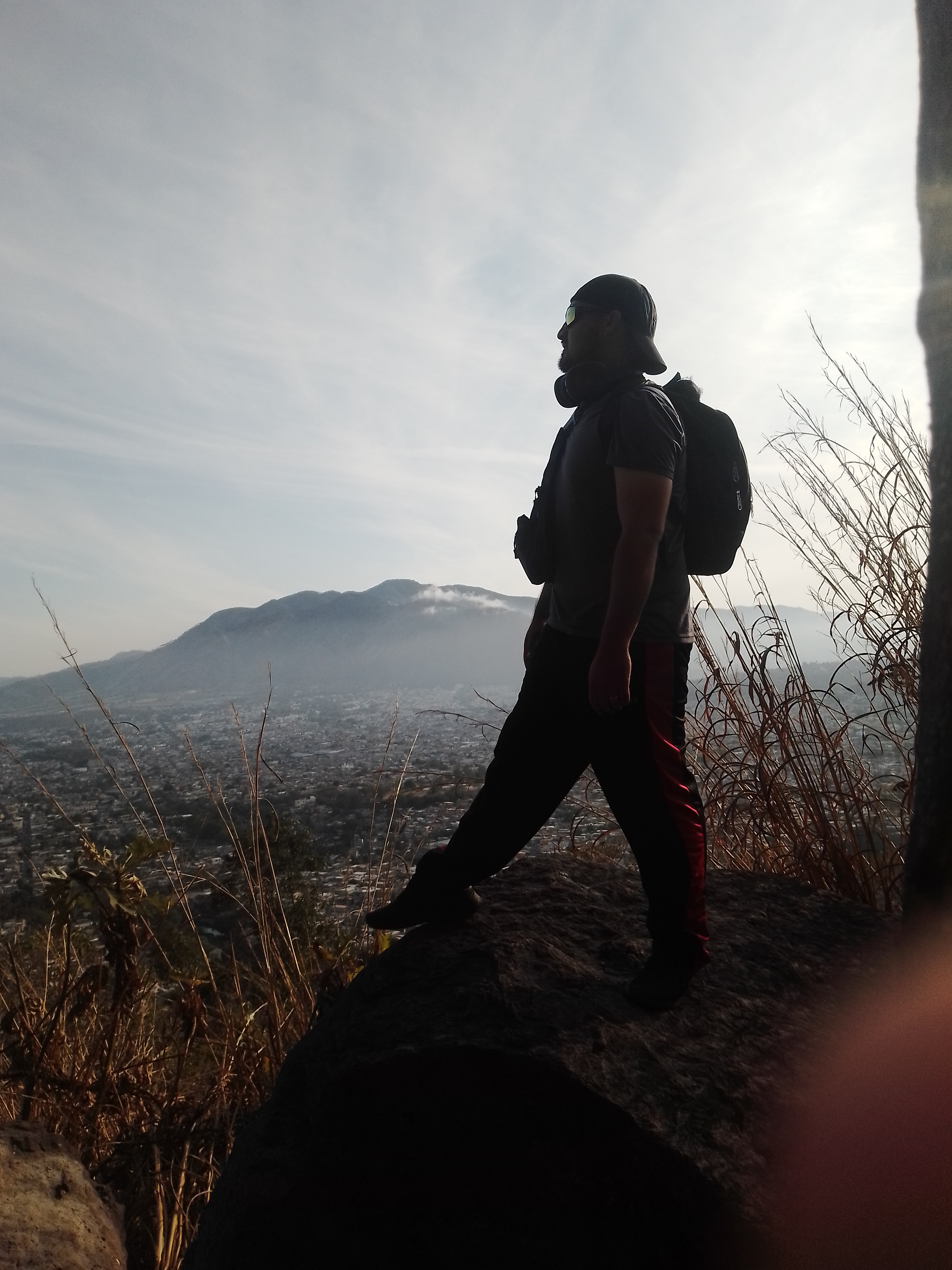 LA VICTORIA ESTA EN NUESTRAS MANOS