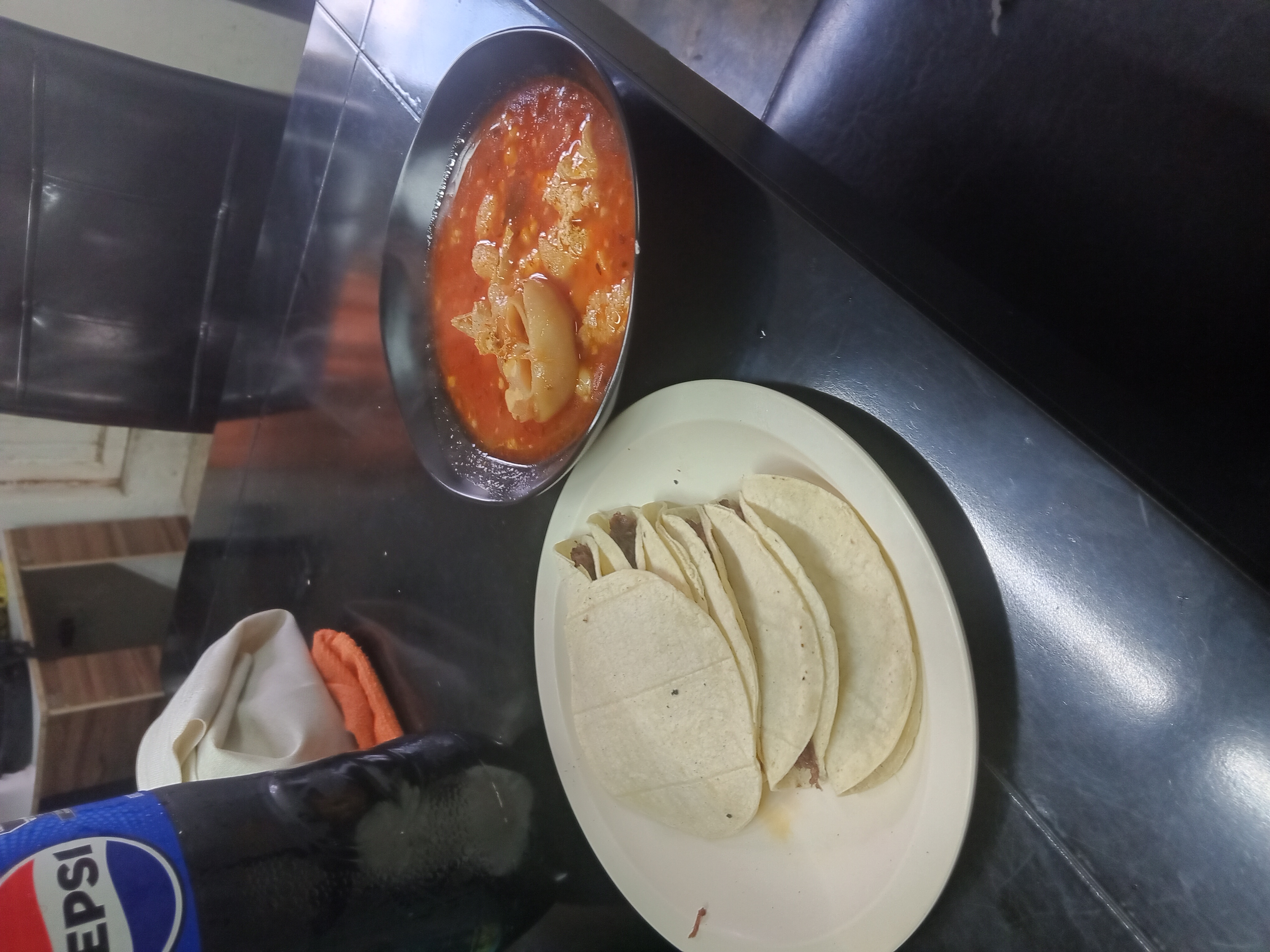 En almuerzo
