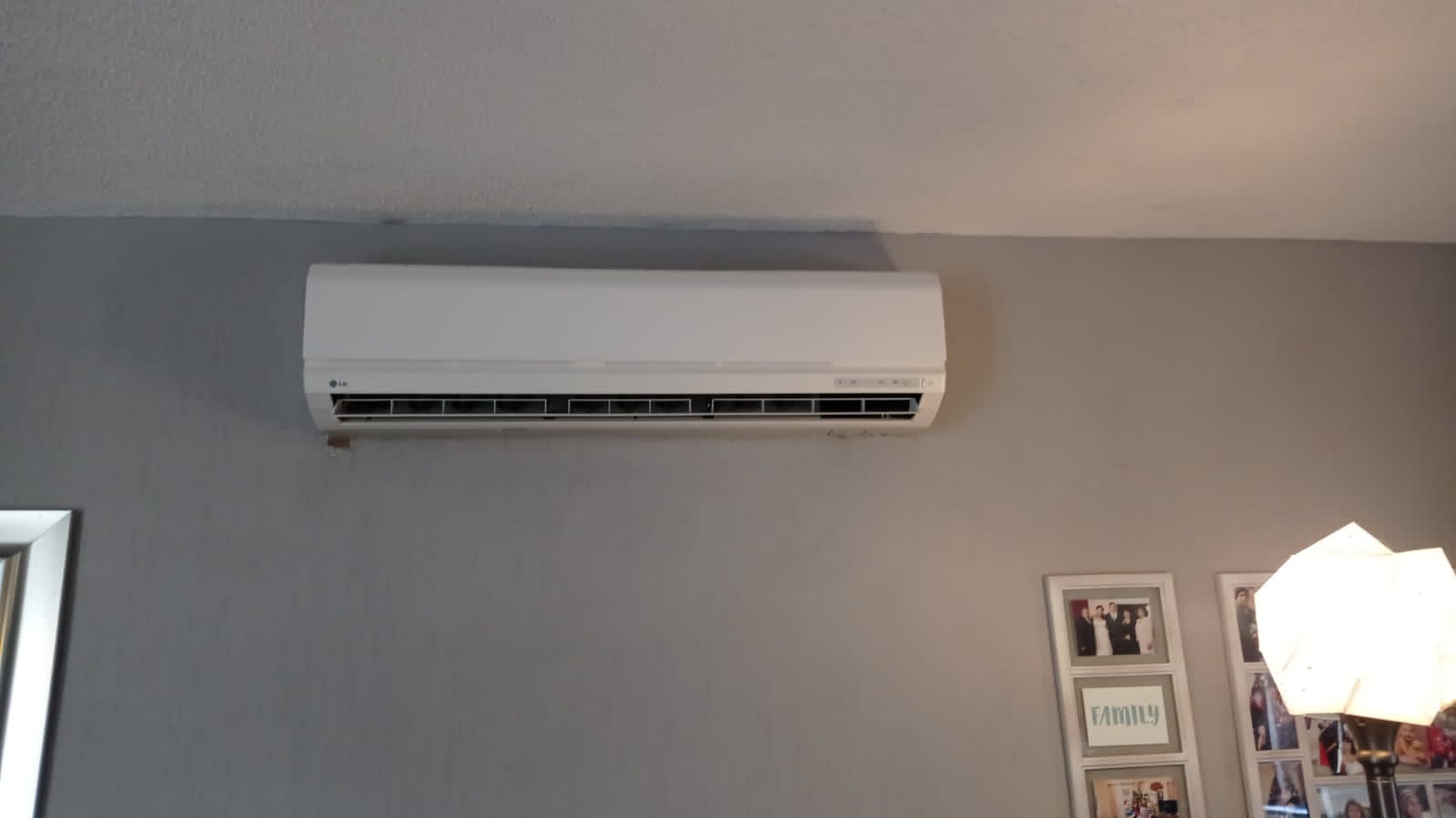 Minisplit Lg 2 toneladas.