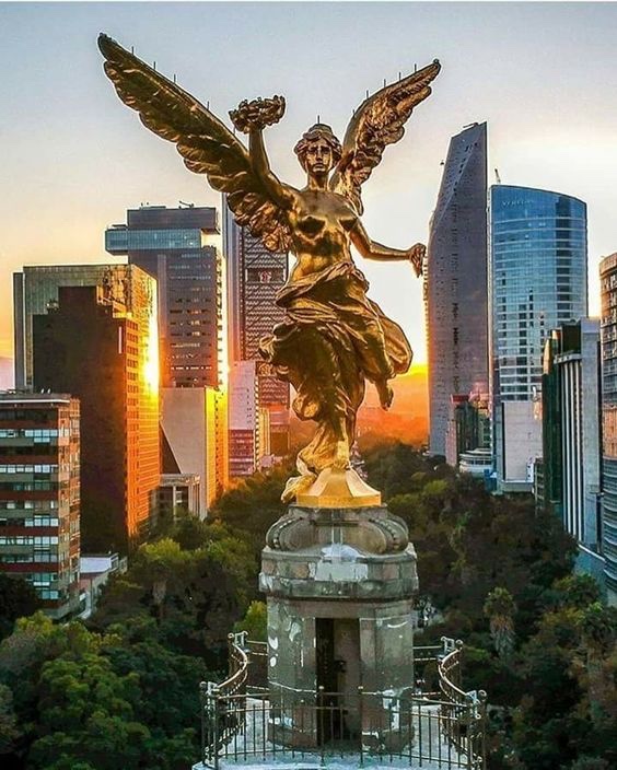 un atardecer