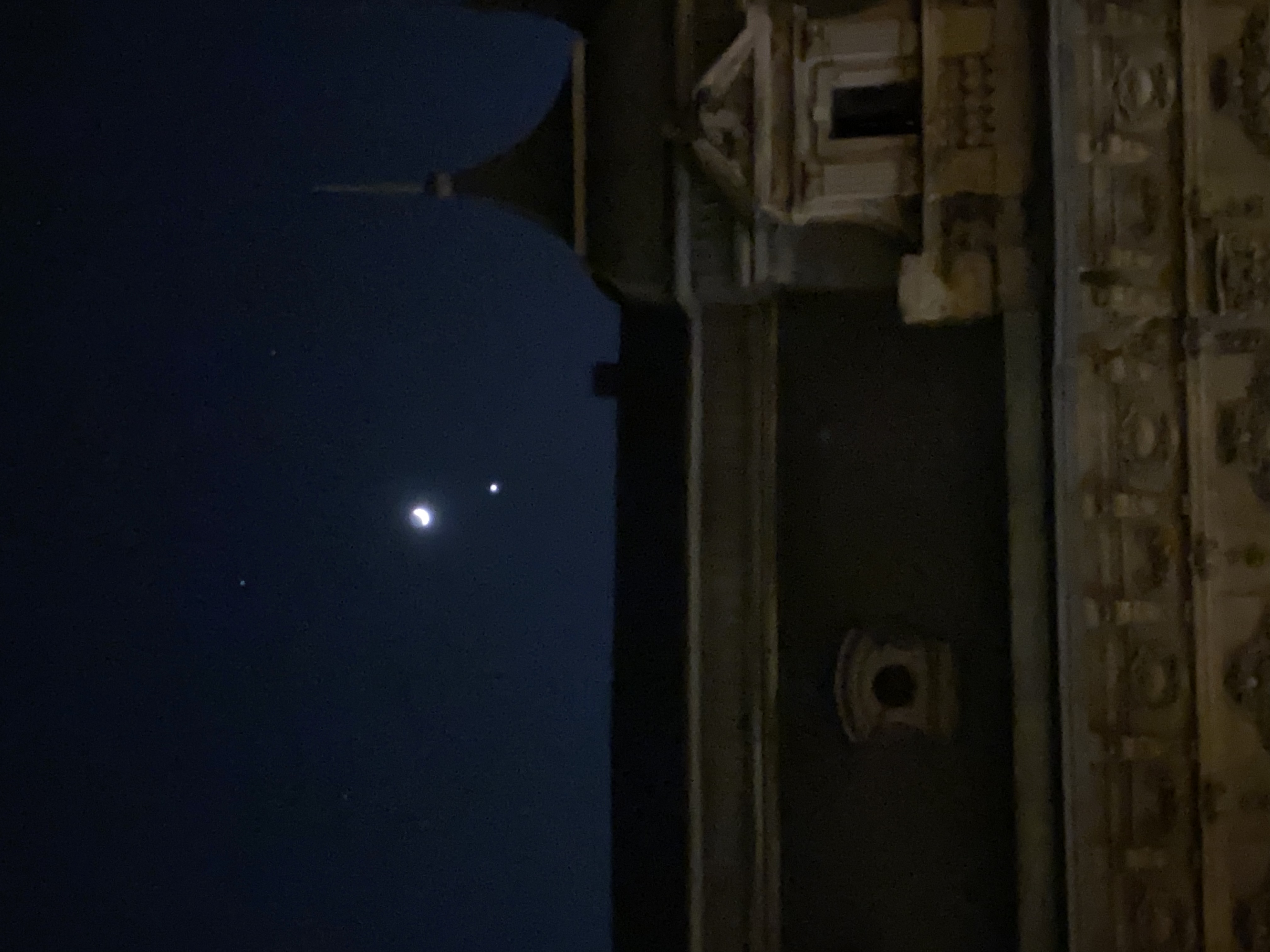 Ukrainian moon