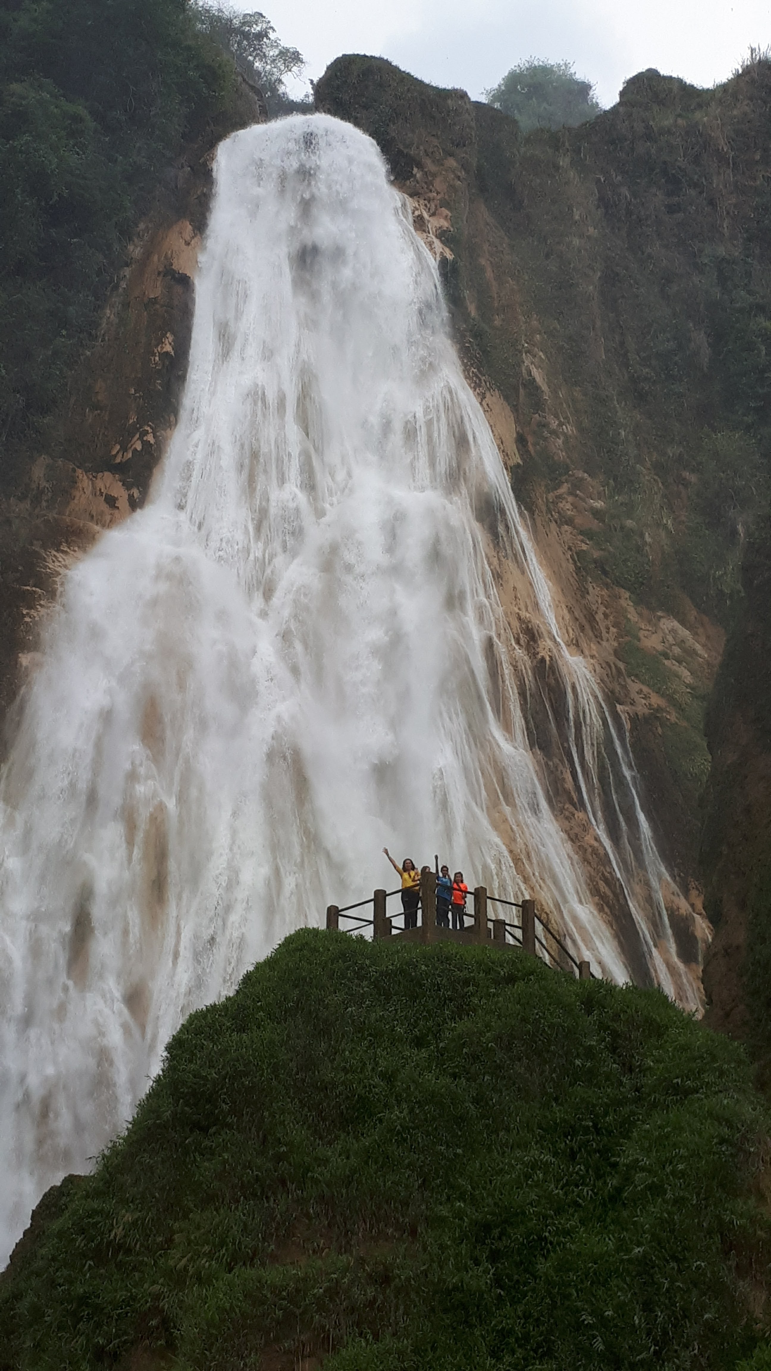 MM Lugares 07 Cascada Velo de Novia