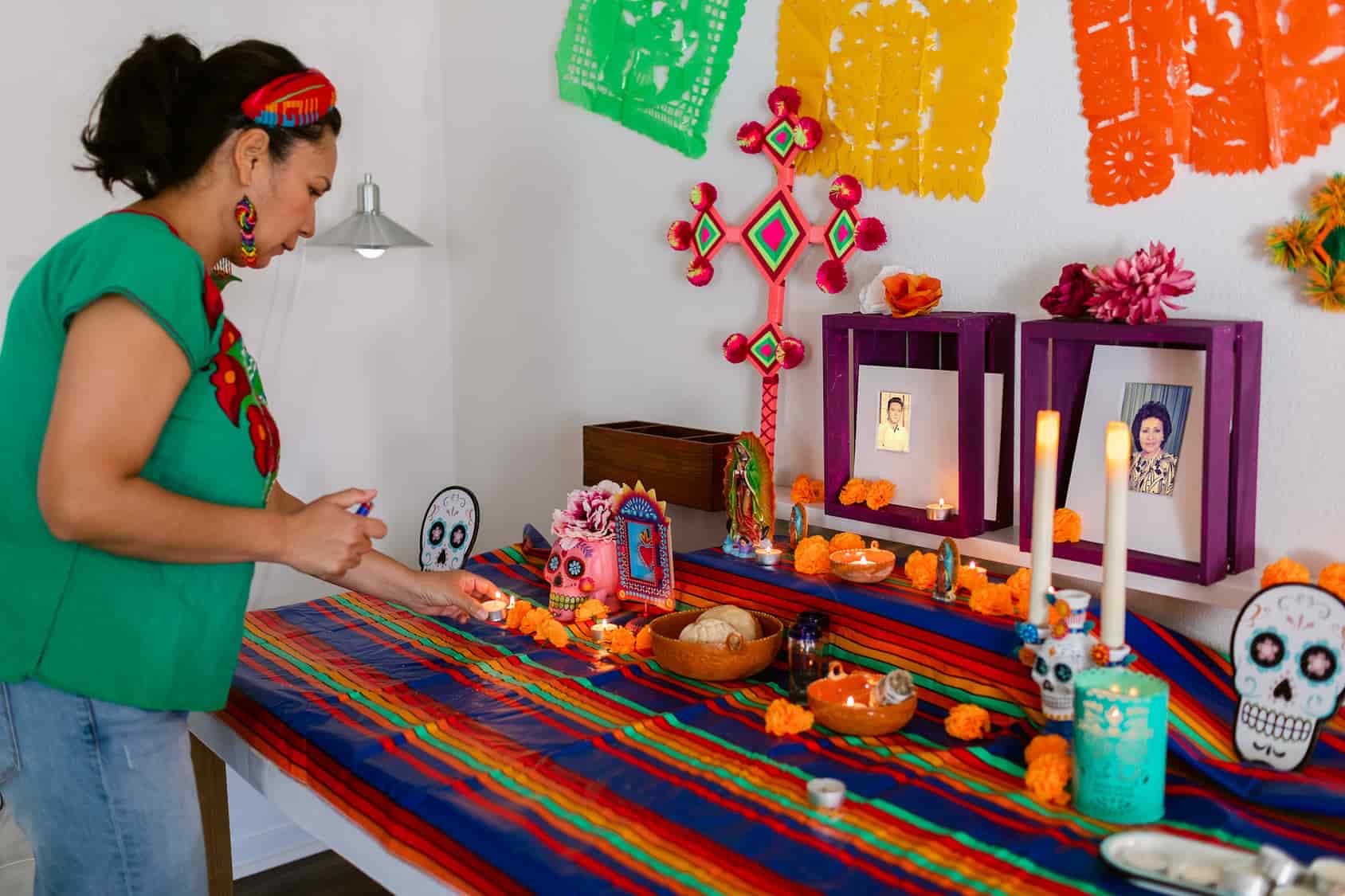 poniendo ofrenda