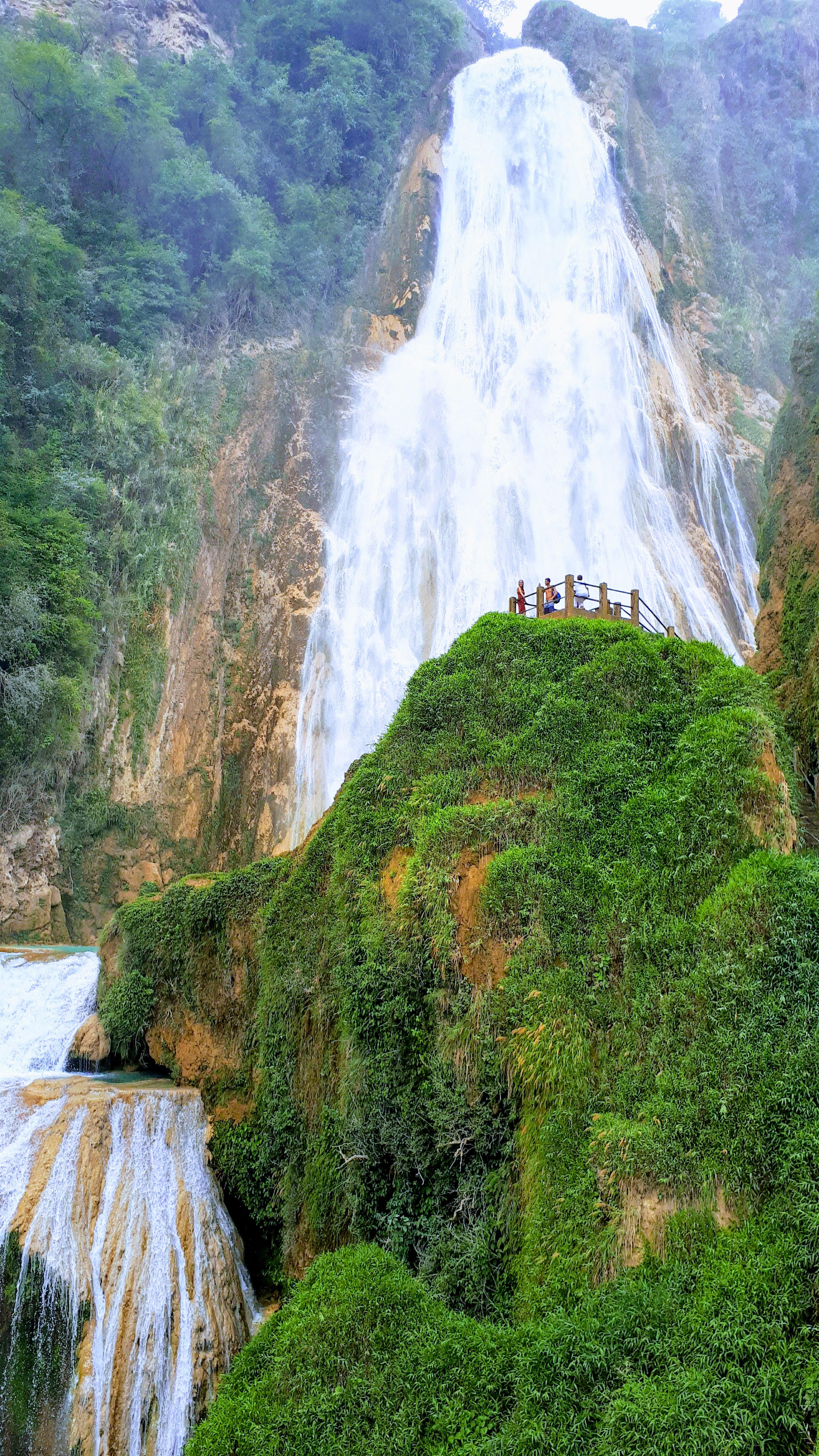 MM Lugares 06 Cascada Velo de Novia