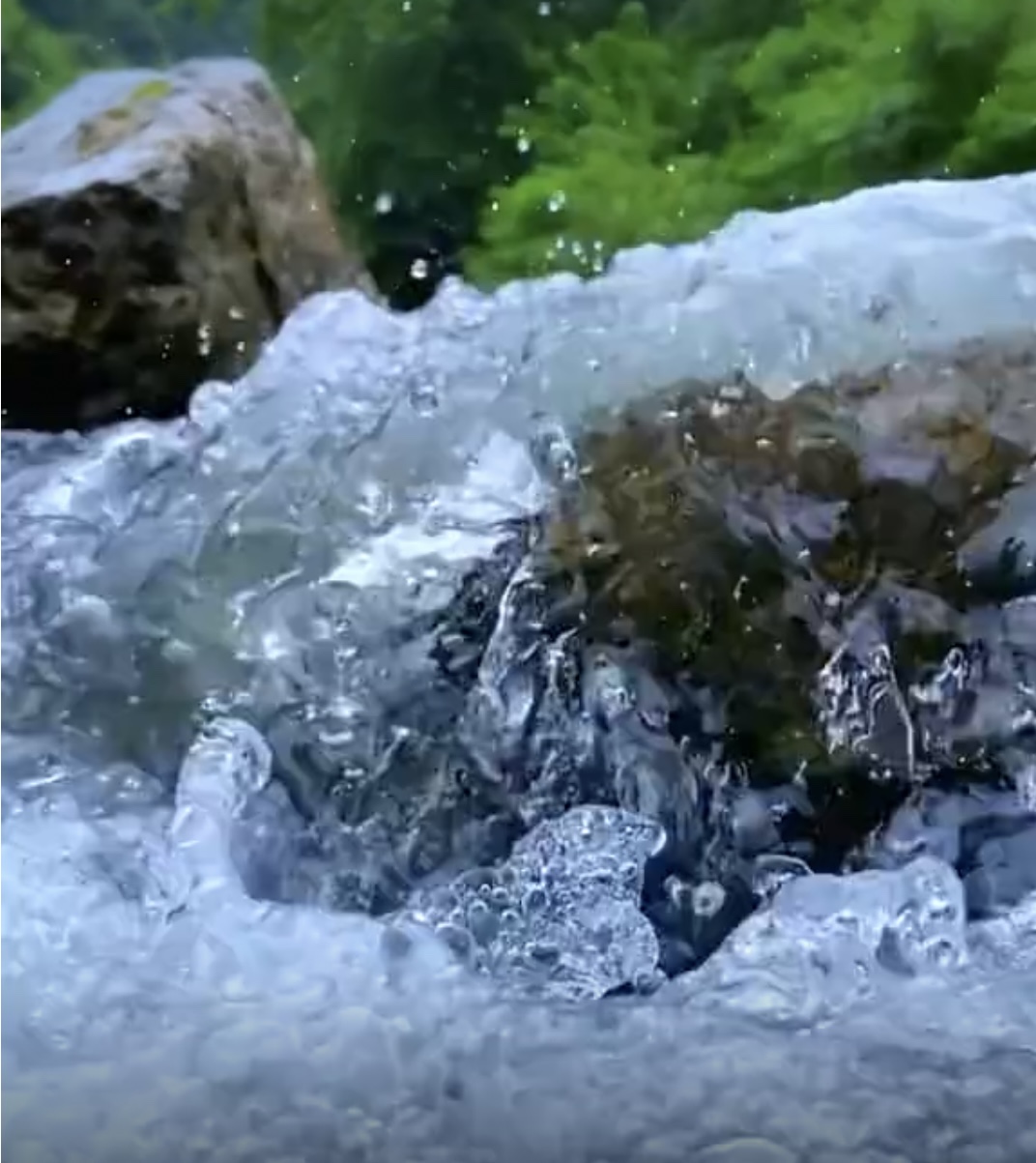 waterfall zoom
