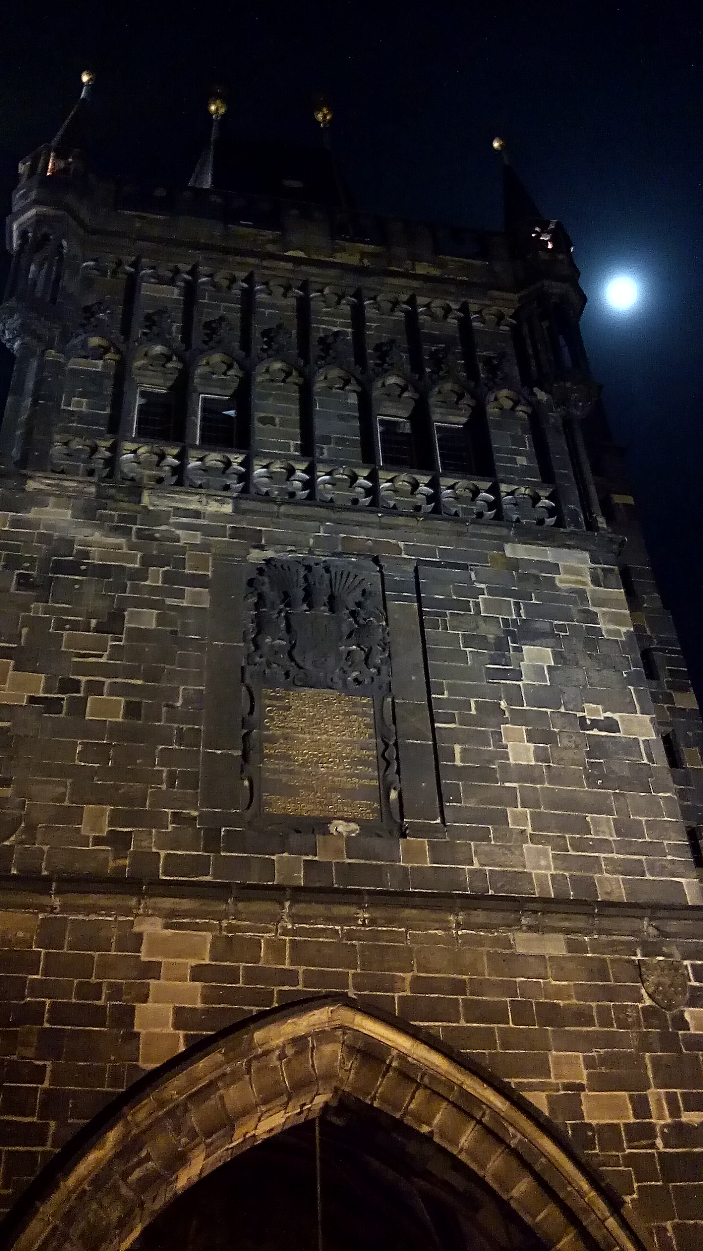 Full moon in Prague