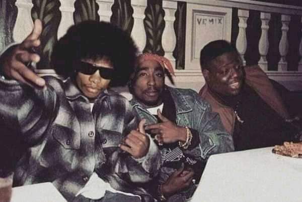 Que cosas, tres leyendas