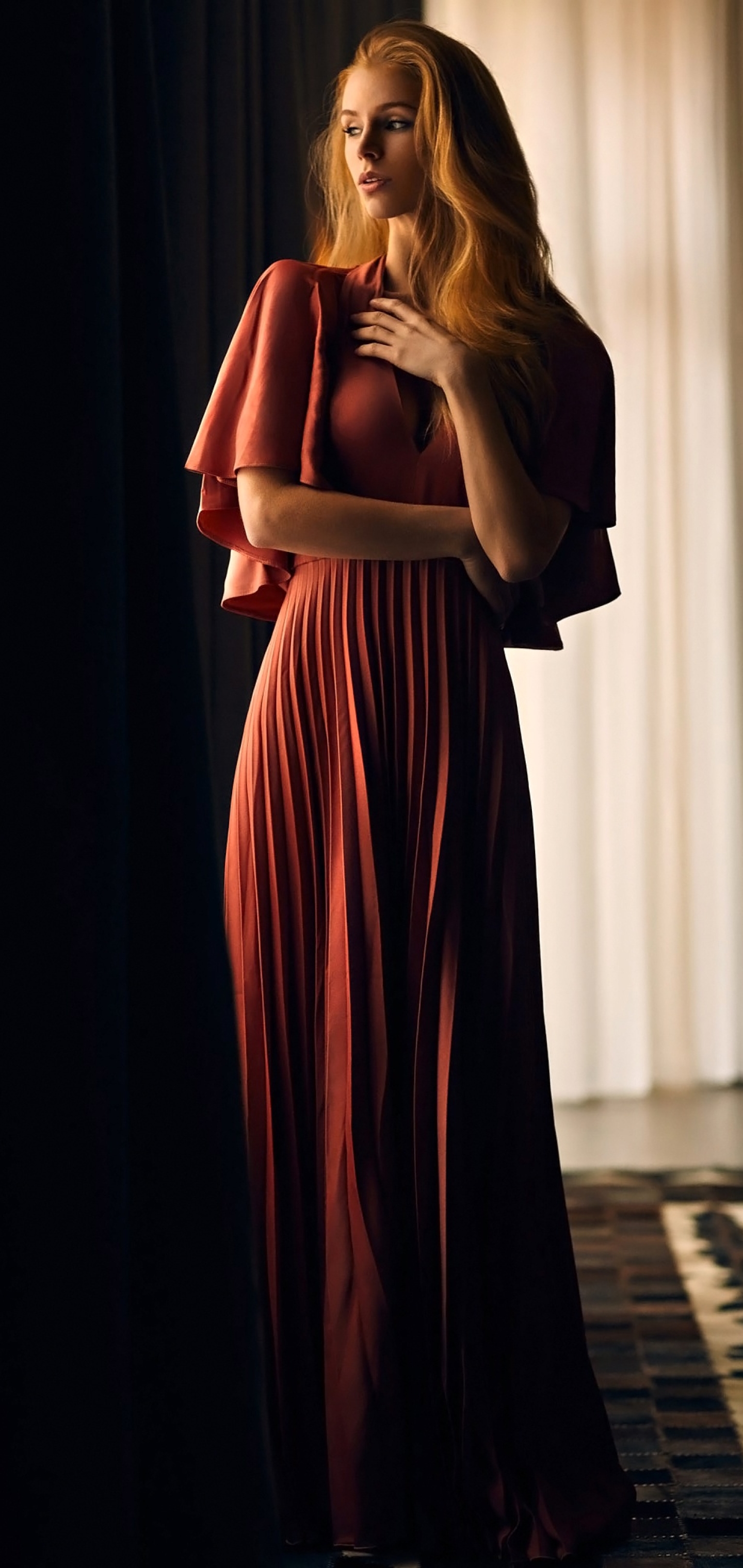 Model with orange dress