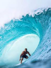 Surfing en la playa