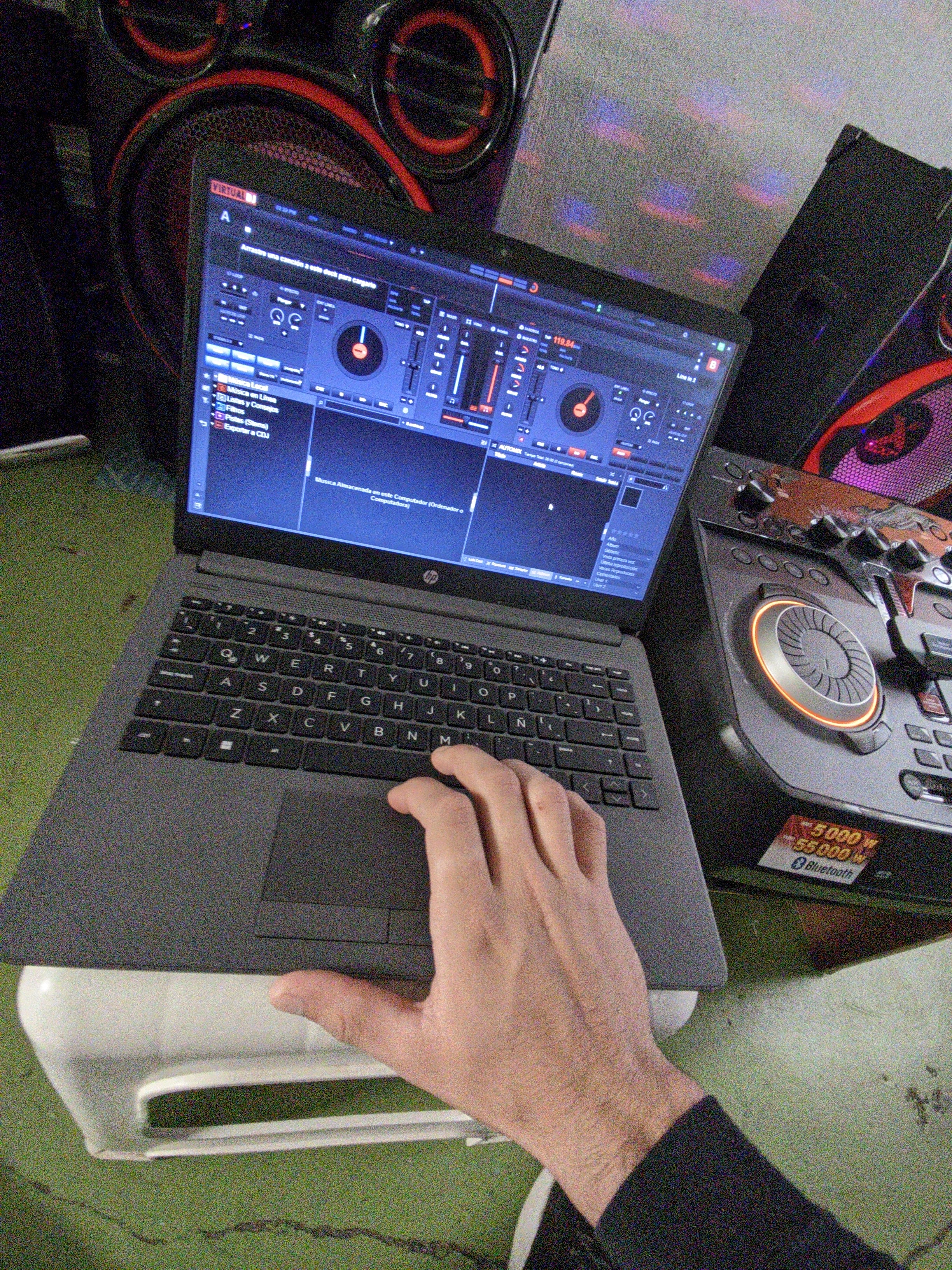 El DJ Huerta